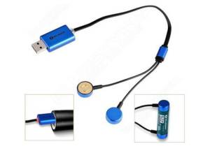 Olight caricabatterie magnetico USB universale per batterie ricaricabili